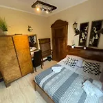 Bed & Breakfast Dworek Oliwski Gdansk