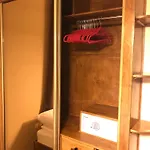Bed & Breakfast Dworek Oliwski 3*