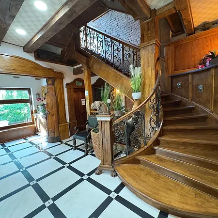 Bed and Breakfast Dworek Oliwski