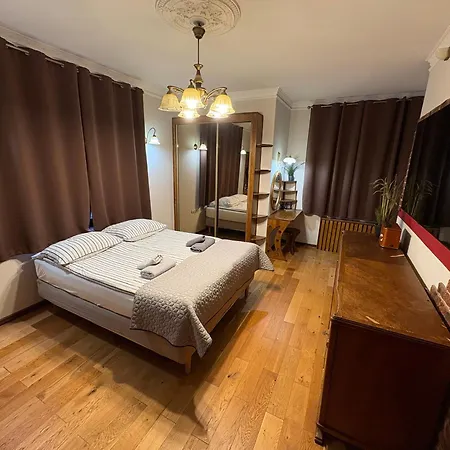 Dworek Oliwski 3* Γκντανσκ