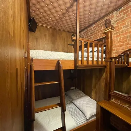 Bed & Breakfast Dworek Oliwski Gdansk