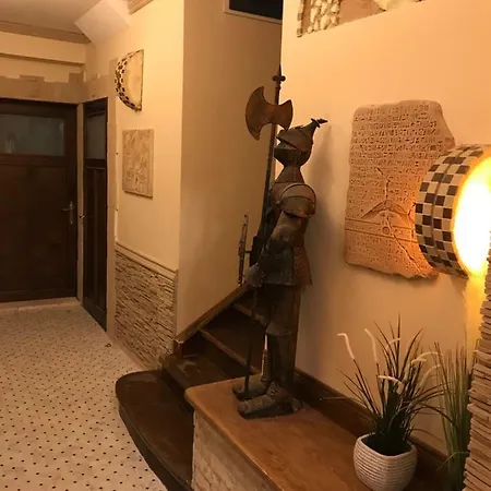 Dworek Oliwski Bed & Breakfast 3*