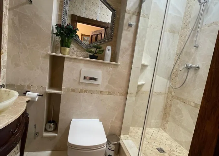 Dworek Oliwski غدانسك