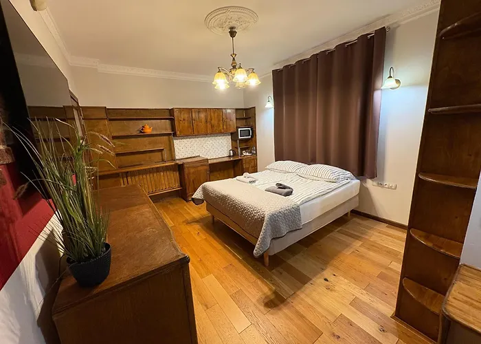 فندق مبيت وإفطار Dworek Oliwski 3*